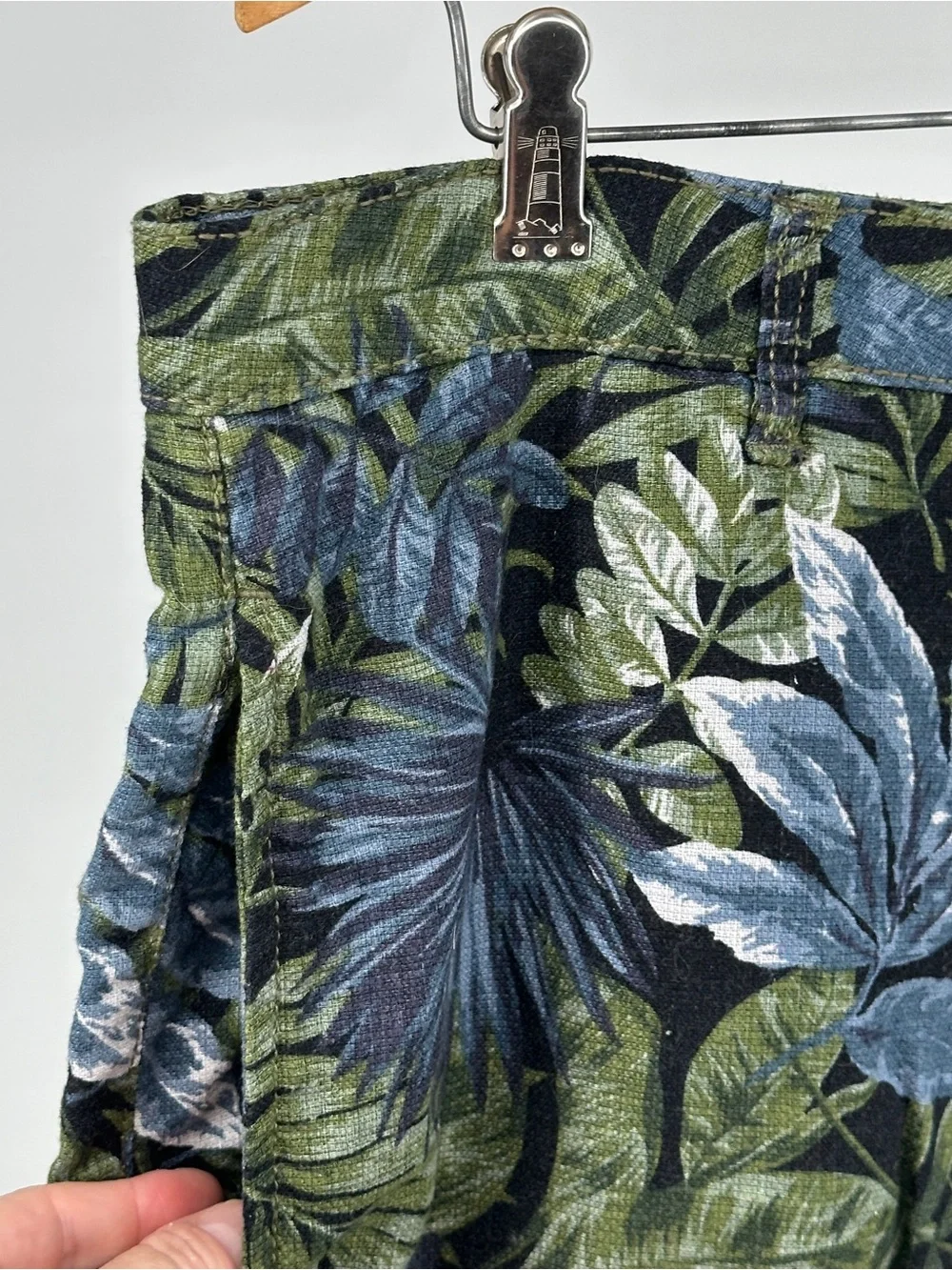 Men's 36 Tropical Leaf Print Linen Cotton Flat Front Shorts - Blue Green Beach